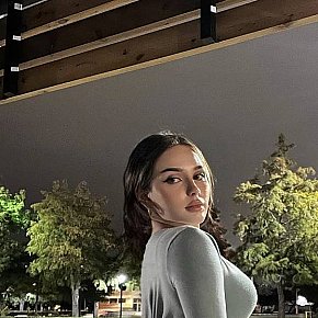 Yeva Model/Ex-Model escort in Bangkok offers Intimmassage services