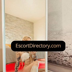 Valeria Vip Escort escort in Warsaw offers Fingering services