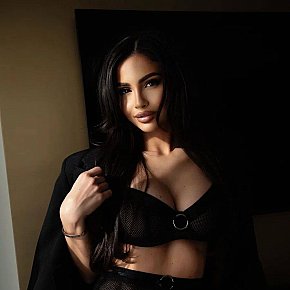 Kim Vip Escort escort in London offers Girlfriend Experience (GFE) services