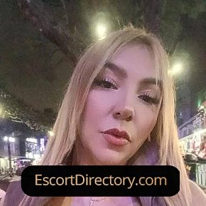 Sol Vip Escort escort in Valencia offers Fingering services