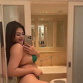 Debbie Sâni Mari
 escort in Singapore City