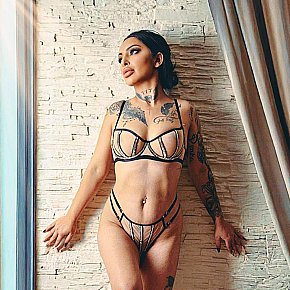 Gina Deportista escort in Berlin offers Handjob services