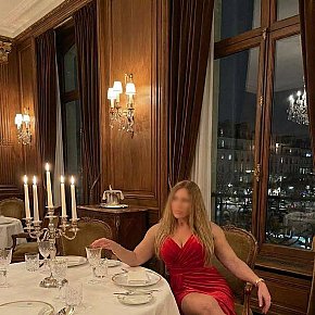 Brooklyn Ocasional escort in READING offers Experiência com garotas (GFE) services