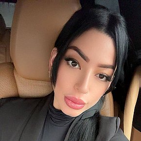 Arianne Superpeituda escort in Wien offers Experiência com garotas (GFE) services