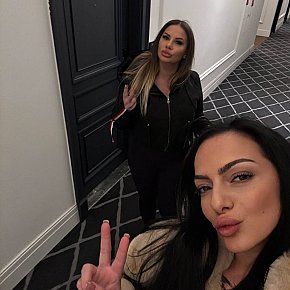 Miss-Viki-and-Miss-Anna Super Gros Seins escort in Sofia offers Massage de la prostate services