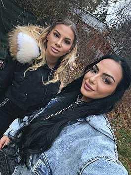 Miss-Viki-and-Miss-Anna