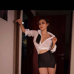 Rose escort in Dubai offers Full Body Sensual Massage services