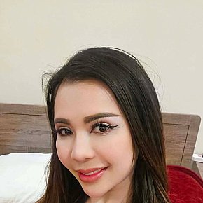Sofia Posterior Mare escort in Pattaya offers Masaj Senzual Integral services