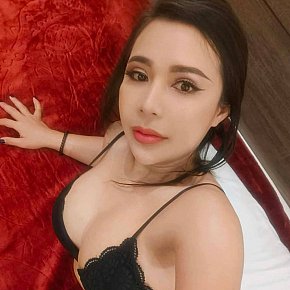 Sofia Posterior Mare escort in Pattaya offers Masaj Senzual Integral services