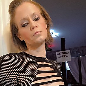 Angelina-Myles escort in Vancouver offers Oral (receive) services