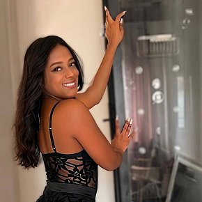 Yasmin escort in Lisbon offers Full Body Sensual Massage services