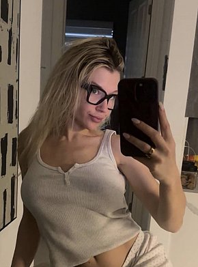 Ellen Vip Escort escort in Aberdeen offers Dildo Play/Toys services