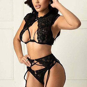 Azura All Natural
 escort in London offers Girlfriend Experience (GFE) services