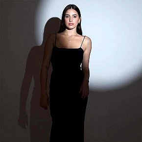 Chiara All Natural
 escort in London offers Girlfriend Experience (GFE) services