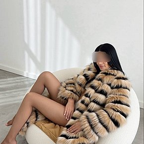 Viktoria-Elite Fitness Girl
 escort in Zurich offers Erotic massage services