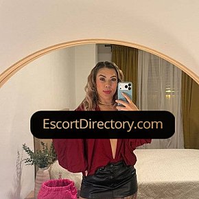 Mia Piccolina escort in Tarragona offers Doccia dorata (attivo) services