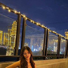 Alexa escort in Singapore City offers Golden Shower (give) services