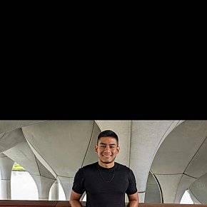 Alberto All Natural
 escort in Johannesburg offers Intimate massage services