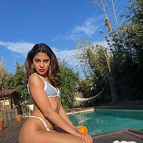 Melissa Vip Escort escort in London offers Girlfriend Experience (GFE) services