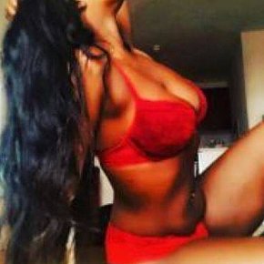 Kyera escort in London