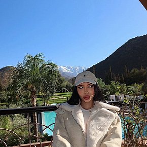 Aisha Model /Ex-model
 escort in Manila