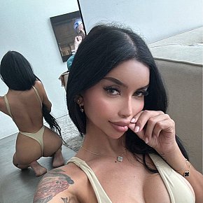 Aisha Model /Ex-model
 escort in Manila