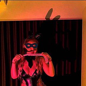 Margot Mature escort in Danang offers Costumes/uniforms services