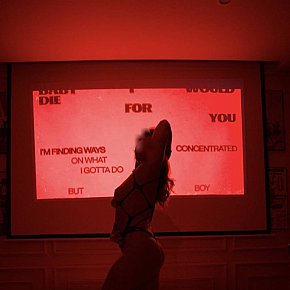 Luna Madura escort in Kuala Lumpur offers Submissão services