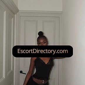 Wintana Vip Escort escort in Dubai offers Submissive/Slave (soft) services