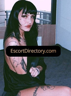 Holly escort in Budapest offers Cumshot on body (COB) services