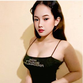 Rose-real-beauty Model /Ex-model
 escort in Manila offers French Kissing services