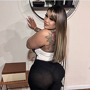 Clarisya Model /Ex-model
 escort in London offers French Kissing services