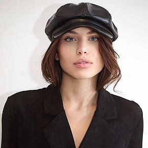 Vicky All Natural
 escort in London offers Girlfriend Experience (GFE) services