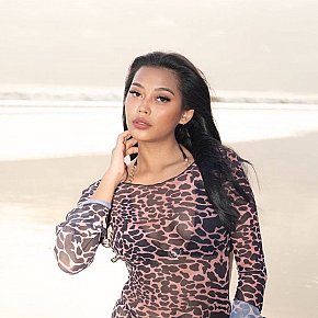 Yula escort in Riyadh offers Submissive/Slave (soft) services