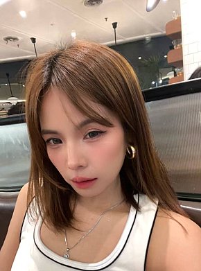 Tasyaa Mignonă escort in Jakarta offers Girlfriend Experience(GFE) services