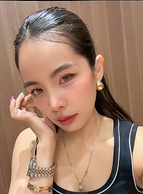 Tasyaa Petite
 escort in Jakarta offers Erotic massage services