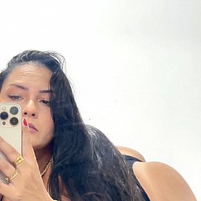 Karol escort in Norwich offers Footjob services