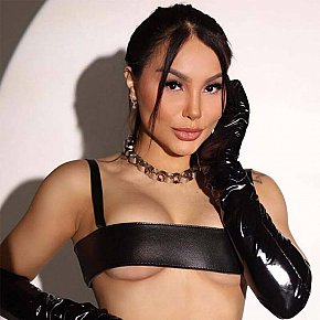 Belle All Natural
 escort in London offers Girlfriend Experience (GFE) services