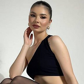 Mimi Occasional
 escort in London offers Intimate massage services