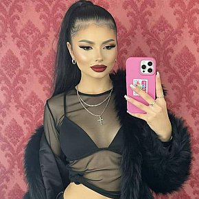 Mimi Occasional
 escort in London offers Intimate massage services