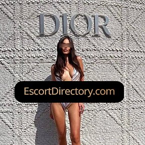 Lea Vip Escort escort in Wien offers Girlfriend Experience (GFE) services