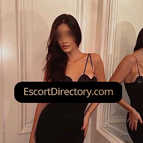 Lea Vip Escort escort in Wien offers Girlfriend Experience (GFE) services