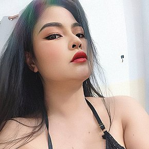 Demi Großer Busen escort in Muscat offers Ganzkörpermassage services