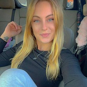 Grace Ragazza Fitness escort in Bangkok offers Bacio alla francese services