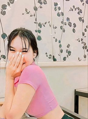 Kitty Model /Ex-model
 escort in Makati offers Blowjob with Condom services