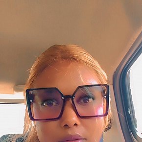 Abbyrose escort in Johannesburg offers Intimate massage services