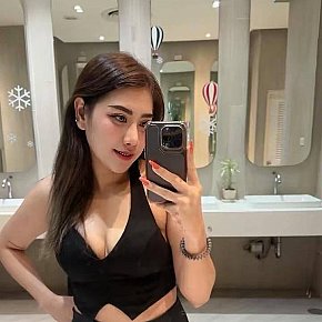 Pami Petite
 escort in Muscat