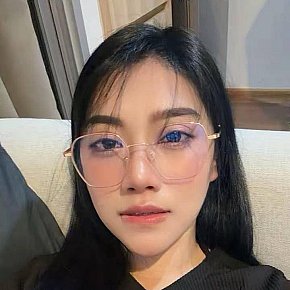 Pami Petite
 escort in Muscat