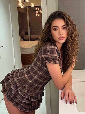 Amara Vip Escort escort in Hamburg offers Kissing services