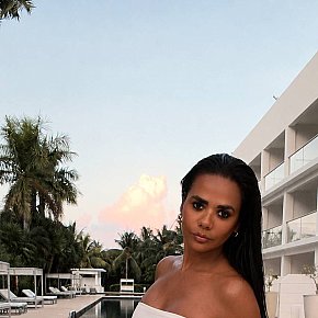 Valentina-Rose Vip Escort escort in Cancun offers Sexe dans différentes positions services